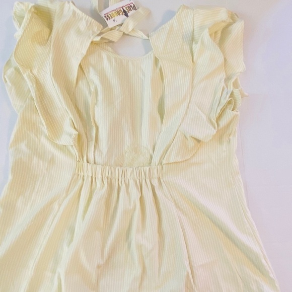 NWT Angela Plus Size Blouse Sleeveless Cream - Picture 9 of 13